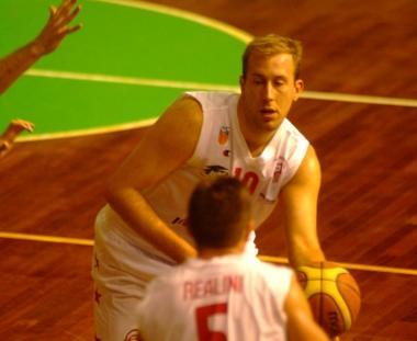 Il pivot Luca Passaglia (Vip) 