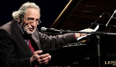 Il musicista Luis Bacalov è il nuovo presidente di EuropaCinema