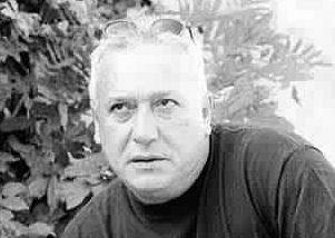 <b>REGIA.</b> Alfonso Santagata 