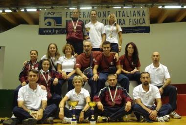 <b>CHE SPEDIZIONE. </b>Gli atleti Libertas a Lignano 