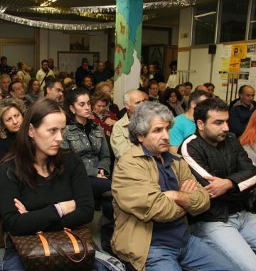 Un momento della partecipata assemblea di mercoled&igrave; sera a Narnali      