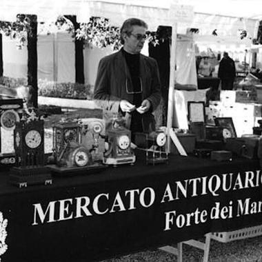 <b>BATTAGLIA LEGALE.</b> Il mercato antiquario  