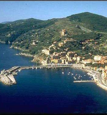 Il porto di Rio Marina 