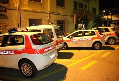 Le nuove auto della polizia municipale 
