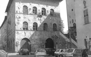L'Anagrafe torna al palazzo del Vicario