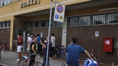 <b>RITIRO RACCOMANDATE.</b> Il nuovo ufficio di piazza Marconi