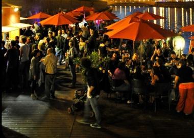 <b>MOVIDA </b>Tre locali che ha firmato laccordo   