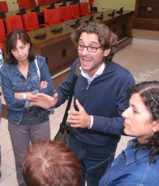 Il segretario Filtea Cgil Marco Ballati con alcune lavoratrici 