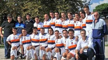 <b>SARRIPOLI.</b> La formazione del Sarripoli, oggi opposta agli Amici Miei