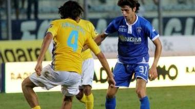Il gioiello azzurro Diego Fabbrini in azione nel corso della partita giocata in casa col Pescara