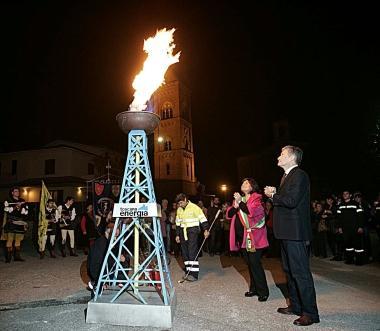 La fiamma a salutare larrivo del metano 