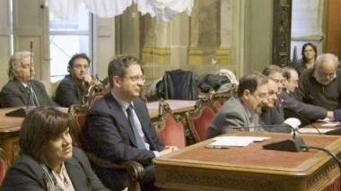 Titina Maccioni in consiglio accanto al sindaco Marco Filippeschi