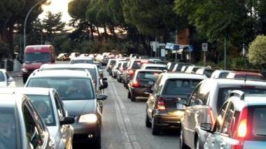 Traffico sulla Tosco Romagnola all’altezza di via Bisarnella