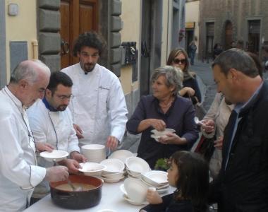 In quindici hanno sfidato pioggia e fango