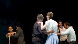 Una scena dello spettacolo prodotto dal Teatro del Popolo castellano