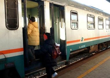Carrozze sporche e ritardi Ispettori sulla Siena-Grosseto