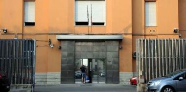 Fa lo sciopero della fame per la figlia