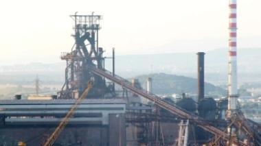 Lucchini, cala ancora la produzione, domani si ferma l'altoforno