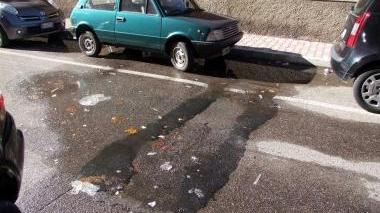 Perdita d'acqua da giorni in via l'Hermite