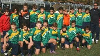 Il gruppo degli Esordienti Fair Play 1998 dello Sporting Cecina 1929: domenica netta vittoria contro il P.G. Elba