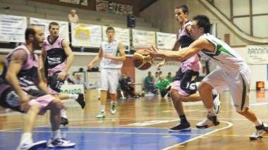 Il play Mencarelli in azione