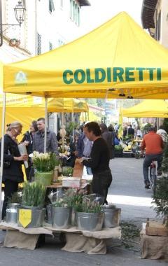 Un mercato di Coldiretti