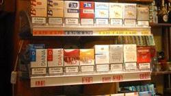 Sigarette ai minori di 16 anni Blitz sui distributori automatici quasi uno su tre è fuorilegge