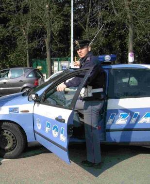 In via Roma &egrave; arrivata la polizia 