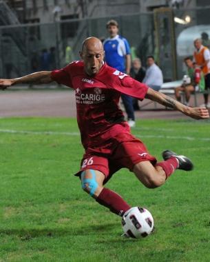 <b>EX GROSSETO.</b> Mirko Pieri ora indossa la maglia amaranto 