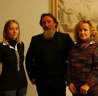 Da sinistra il vicesindaco Chiara Rossi Pietro Cataldo e Lucia Pucci di Four Red Roses  