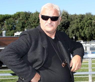 <b>LO ZIO.</b> Marco Antignano 
