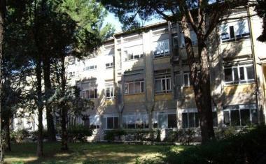 Il cortile dellIpsia Pacinotti 