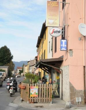 Il bar DAgostino allAcquacalda 
