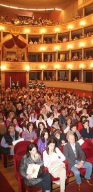 Il pubblico al teatro del Giglio 