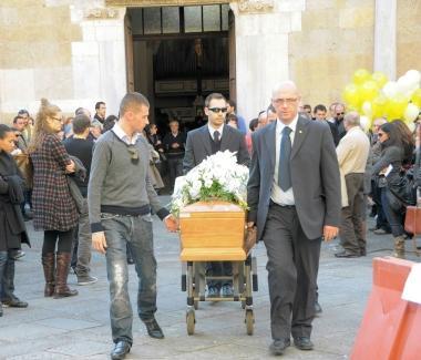 Un momento dei funerali di Francesca Cappella 