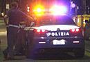 Aggredita e ferita a colpi di casco