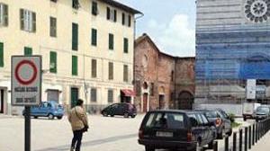 S. Francesco, i negozianti chiedono di vietare la piazza alle auto
