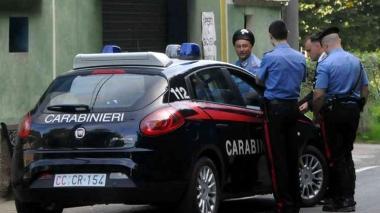 L'amante la lascia, lei gli estorce i soldi