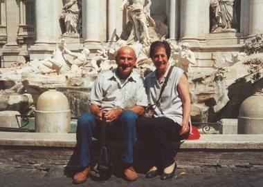 FESTA DOPPIA Oggi Mario Crecchi e Marcella Casati di Peccioli festeggiano le nozze di zaffiro, ...