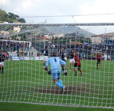 Un attacco rossonero (Gazzettalucchese) 