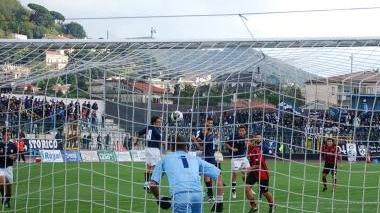 Un attacco rossonero (Gazzettalucchese)
