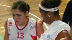Bagnara dolorante dopo lo scontro con Willis esce dal campo (foto Vasco Favilla)