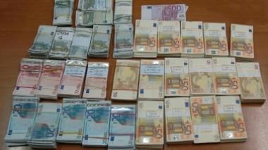 Sequestrati 15mila euro destinati a comprare coca