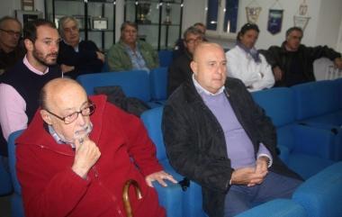 <b>VIA PERA. </b>Giorgio Gabriel e Nello DAlesio tra i presenti alla riunione per Jeelani a destra: Guidi, Giusti e Forti    
