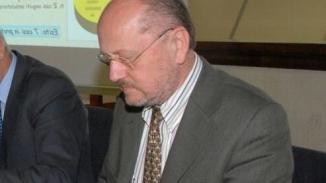<strong>SGOMENTO </strong>In alto Fausto Mariotti A destra il sindaco Lidia Bai A sinistra l’assessore regionale Scaramuccia
