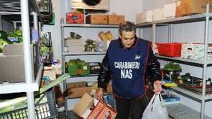 Sequestrate dai Nas 270 tonnellate di legumi