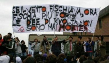 I ragazzi del Pontormo durante una manifestazione 