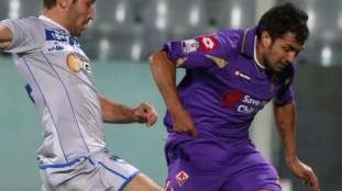 Tonelli contrasta il viola Santana