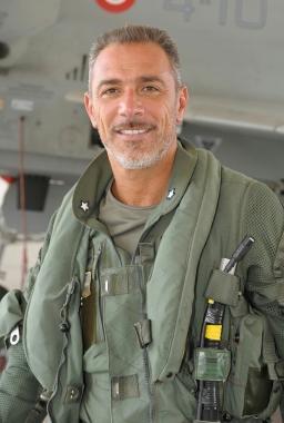 <strong>4º STORMO </strong>Il comandante Morelli e gli Eurofighter in volo su Castiglione della Pescaia