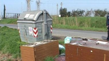 <b>RIFIUTI. </b>Spazzatura abbandonata